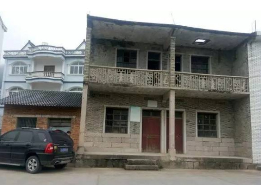 江夏这位老板放弃千万生意回乡,只为这一件事! 江夏这位老板放弃千万生意回乡,只为这一件事!