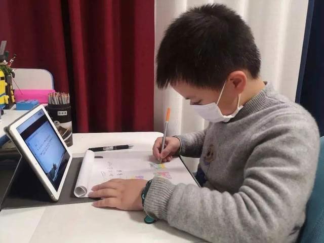 非法弹窗广告屡禁不绝！孩子上着网课弹出色情画面