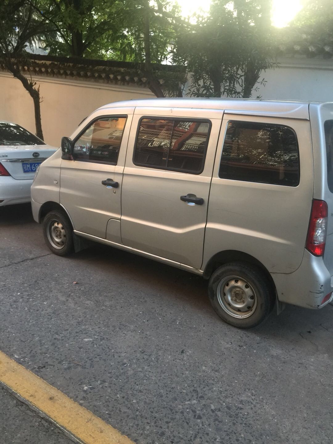 价格8千出金杯A7面包车一台 价格8千出金杯A7面包车一台