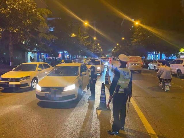 江夏交警扎实开展酒醉驾整治行动，一周内30多人被查