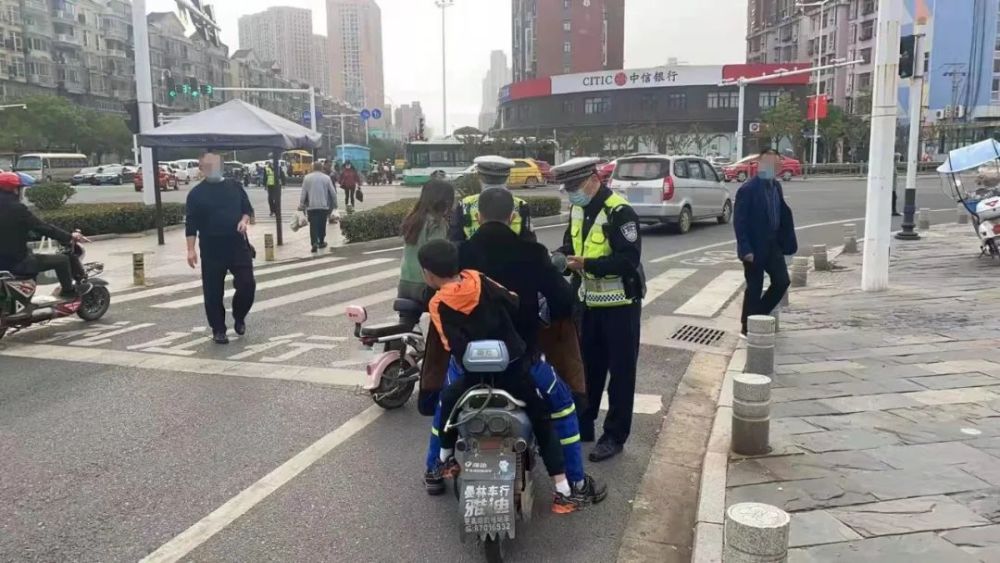 庙山居民注意!江夏区正在开展电动自行车交通整治工作,严查…… 庙山居民注意!江夏区正在开展电动自行车交通整治工作,严查……