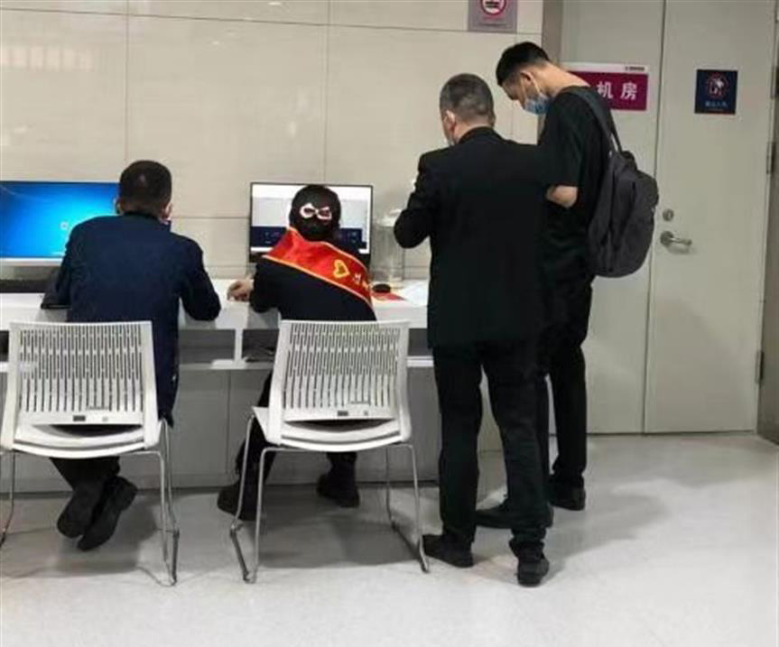 江夏区“办成事小分队”帮群众解难题