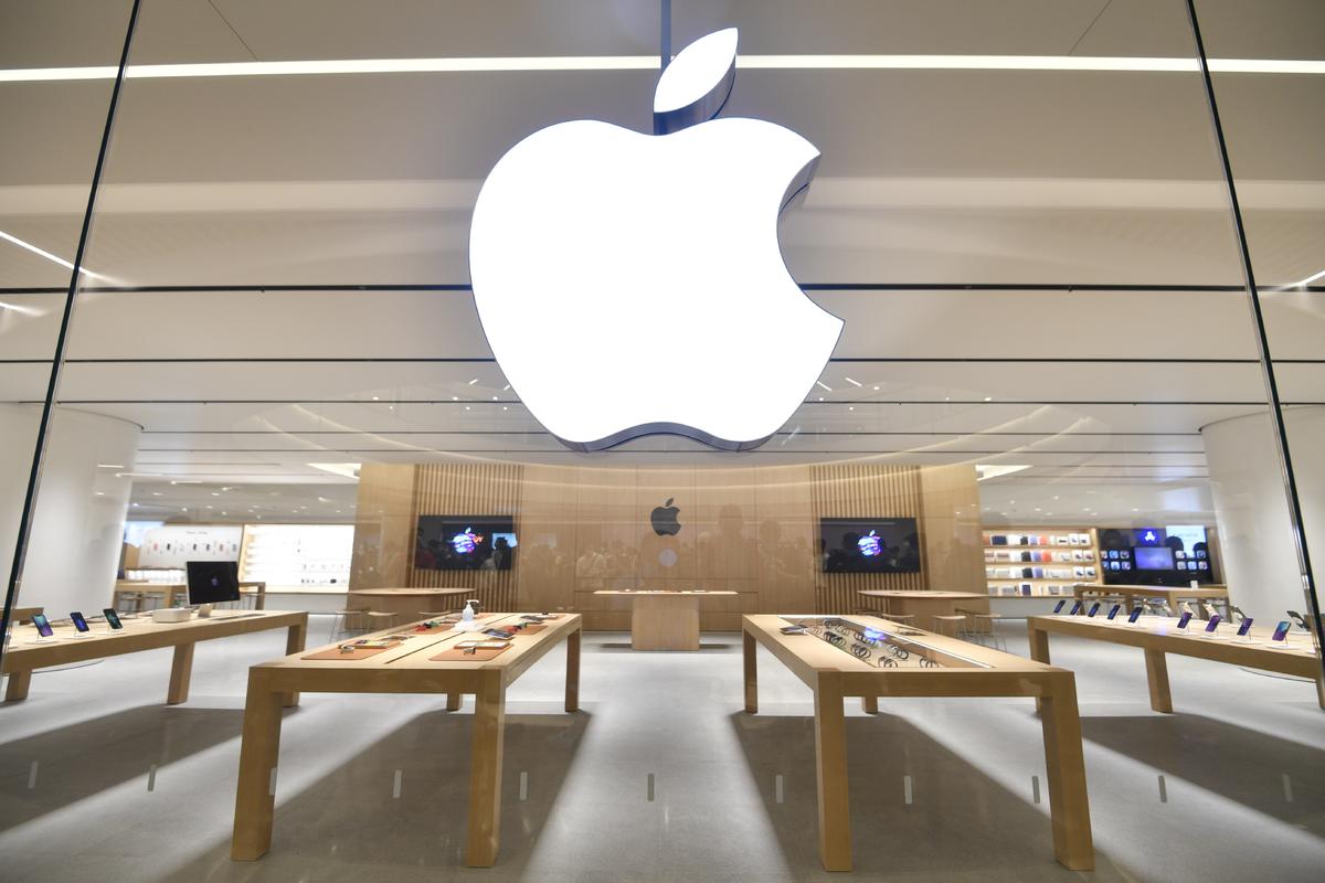 5月21日上午9时30分,位于武汉国际广场购物中心的首家苹果Apple Store零售店将正式开业迎客 5月21日上午9时30分,位于武汉国际广场购物中心的首家苹果Apple Store零售店将正式开业迎客
