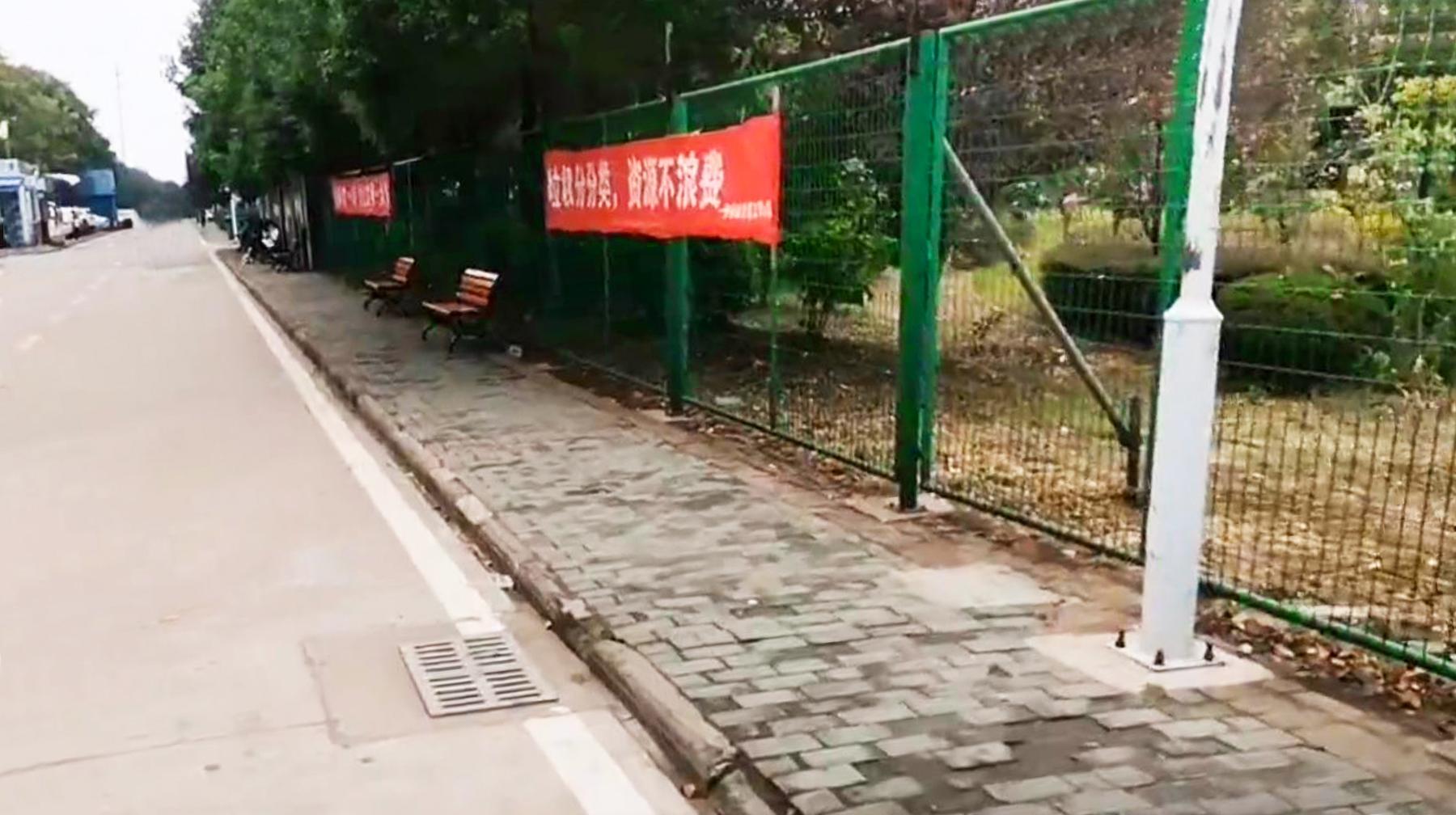 暑假跟朋友进武汉江夏这座工厂，随拍园区生活，超市和食堂人气高