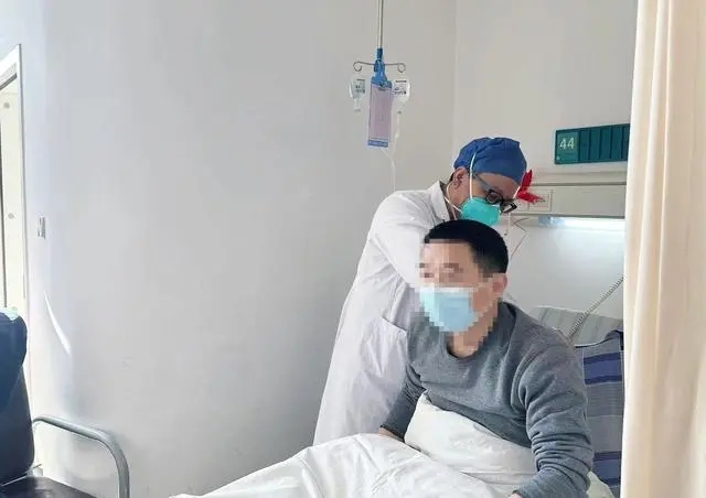 提供协和医院“同质化”诊疗方案,呼吸科专家一周“巡诊”江夏患者千余人次 提供协和医院“同质化”诊疗方案,呼吸科专家一周“巡诊”江夏患者千余人次