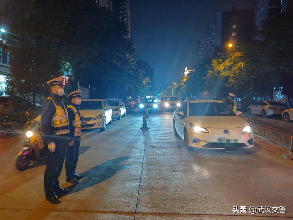 武汉江夏交警“五一”期间严查酒驾不松懈,多名驾驶员被严厉处罚 武汉江夏交警“五一”期间严查酒驾不松懈,多名驾驶员被严厉处罚