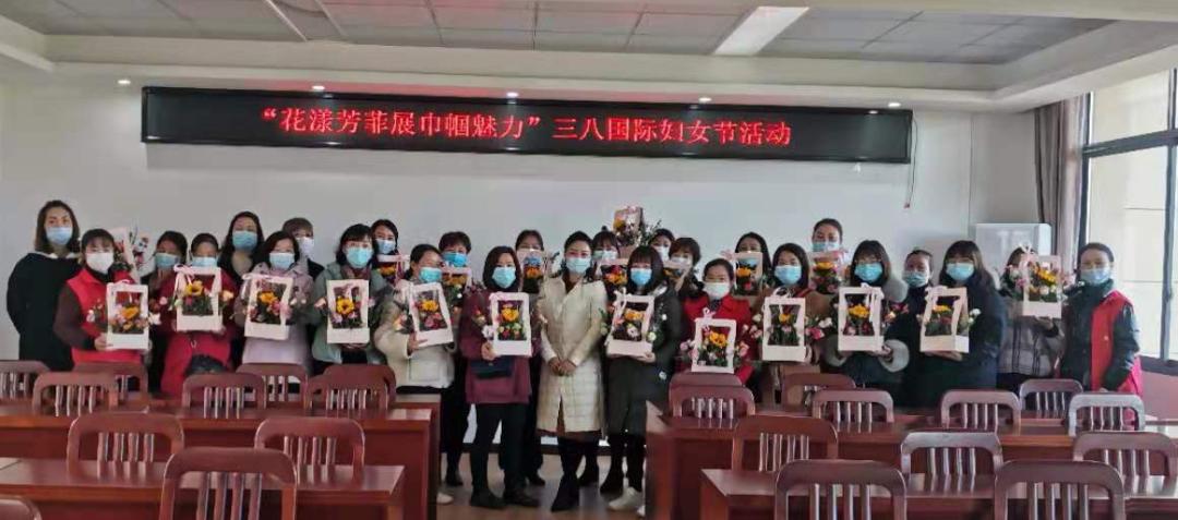 江夏各级妇联组织庆祝“三八”国际妇女节系列活动火热开展中