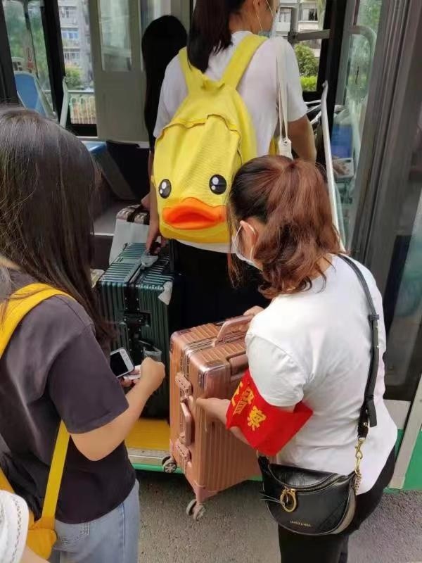 方便市民“五一”长假返程！江夏公交开展多项服务应对