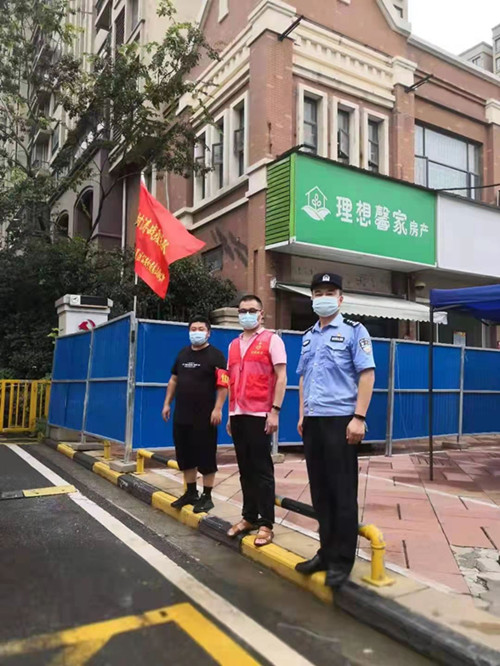 武汉江夏这支战疫突击队以他名字命名 民警潘时涛一下午接了27单“快递”