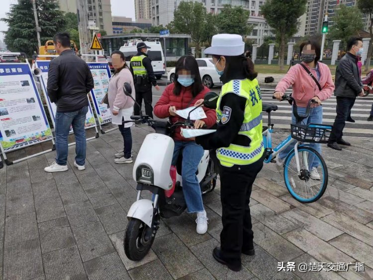 动真格、出实招、求实效！江夏交警联勤联动掀起电动自行车交通秩序整治热潮