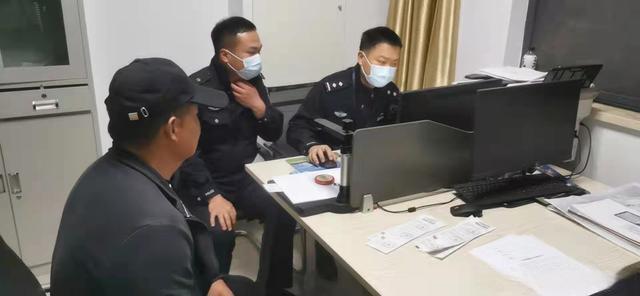 网友举报大货车闯红灯，武汉江夏交警：坚决追处