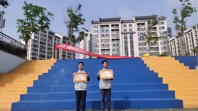 武汉市江夏区第一初级中学经典诵读比赛隆重举行