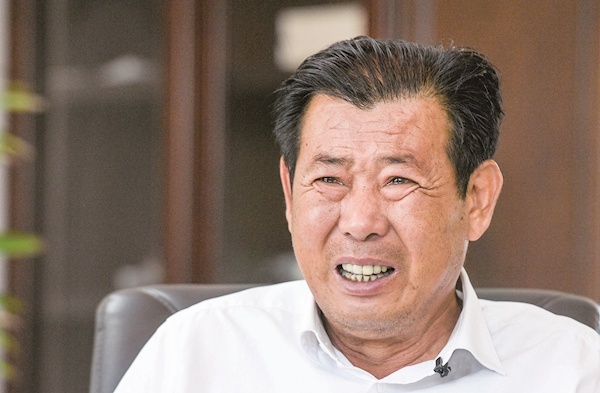 创业失败欠下20万元债务 花26年还完家乡人欠款 江夏汉子从工地小工变身工程专家