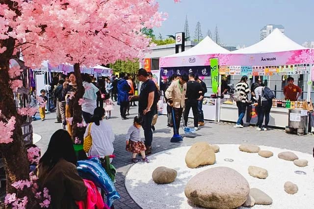 狂欢盛夏，不夜江城！2022大花岭欧亚达美食秘境童玩节！7月14日正式迎客，一起嗨起来！十万现金券免费送！！！