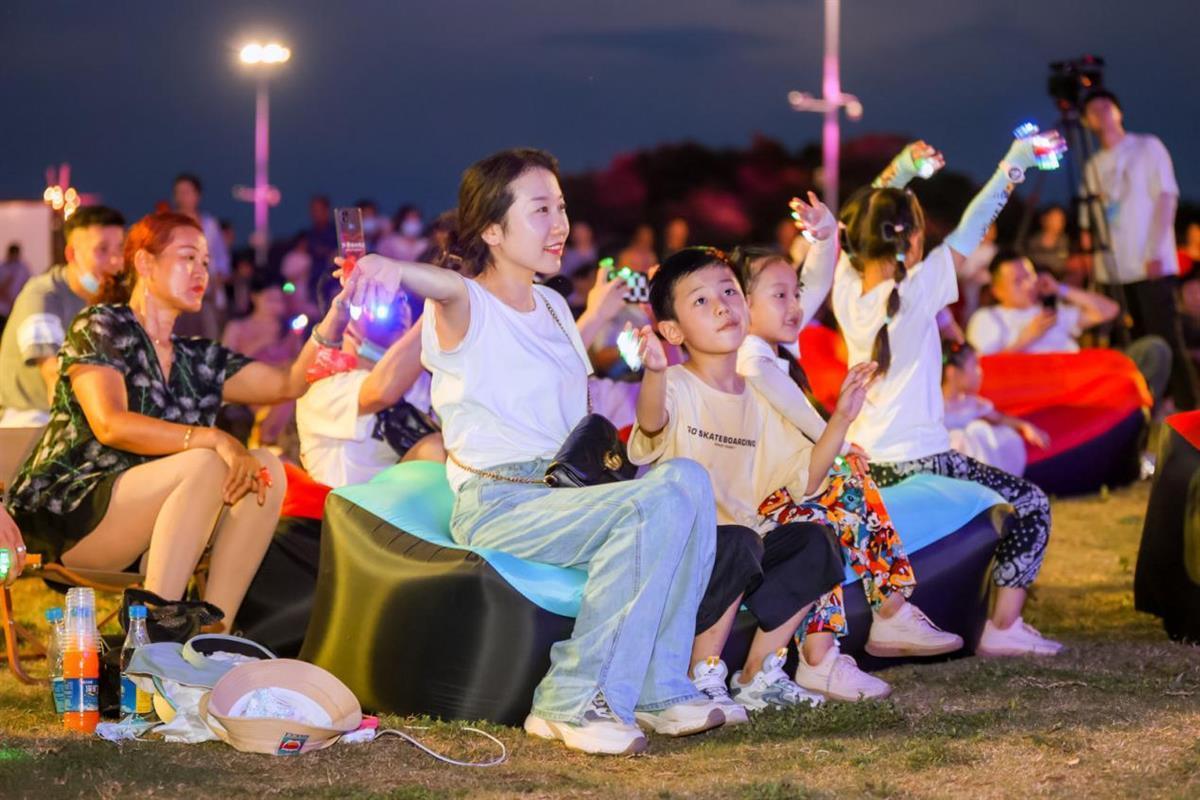 助力乡村旅游 露营音乐节江夏上演
